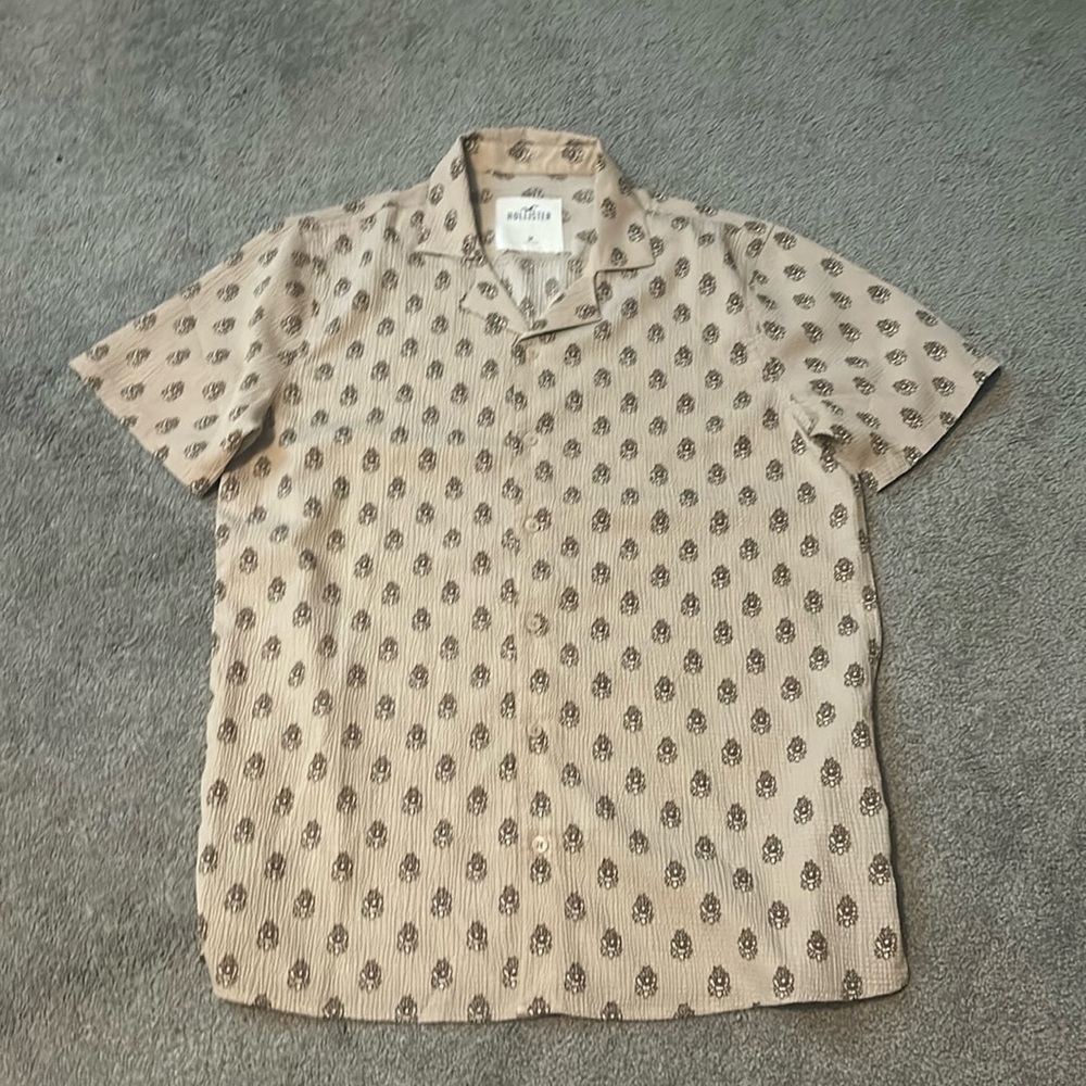 Brand new Never worn Hollister button down